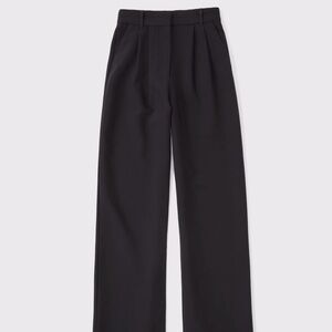 Abercrombie and Fitch Sloane Tailored Wide Leg Pant - Short